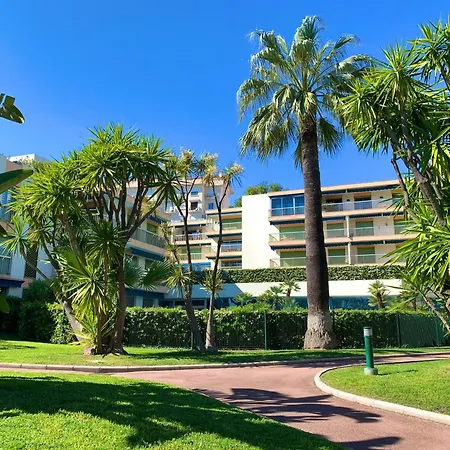 Studio Front De Mer, 30m2 Piscine & Mer Apartman *